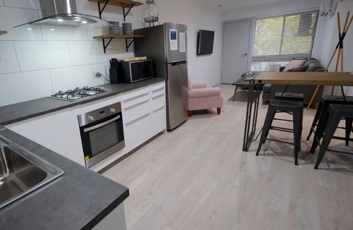 Huskisson Apartment | Lucky 2 on Bowen Jervis Bay Breaks