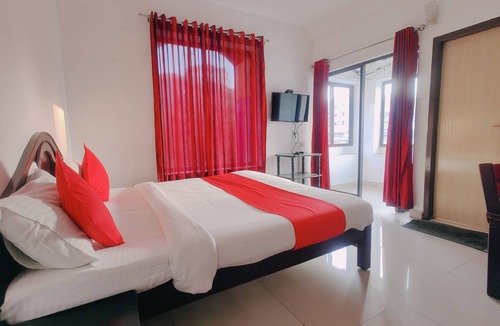 Munnar Hotel | Lumino Karthika