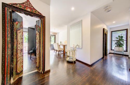 Thirroul House | Luxe Thirroul Home, Pool Spa Home Theatre