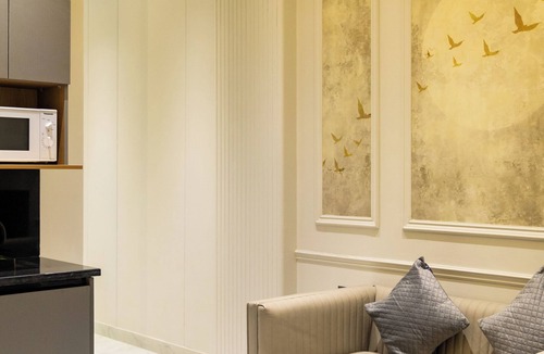 Sushant Lok Apartment | Luxora by Alaya Stays