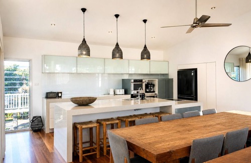 Werri Beach House | Luxury Beach House - Sleeps 15, Pool, Ocean Views