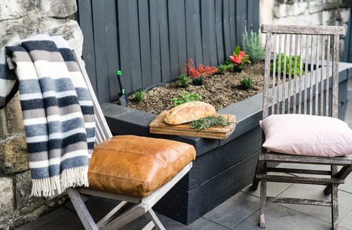 Darlington House | Luxury designer home, perfect location and parking