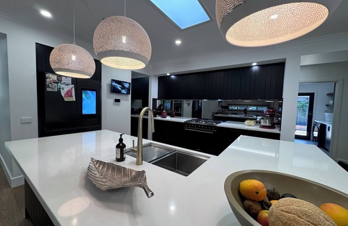 Mount Martha House | Luxury Home with Pool. Only 4 min walk to Mount Martha Beach