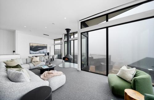 Hotham Heights Ski Chalet | Luxury KH Chalet