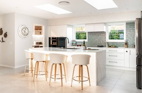 Mooloolaba House | Luxury Mooloolaba Retreat with Spa and Pool