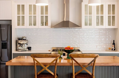 Newstead House | Luxury On Lyons - centrally located in a tranquil, beautiful bush setting.