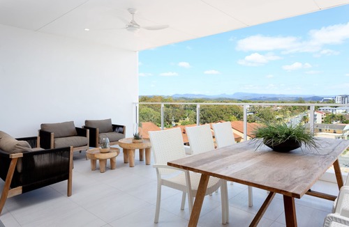 Coolangatta Apartment | Luxury Three Bedroom Villa