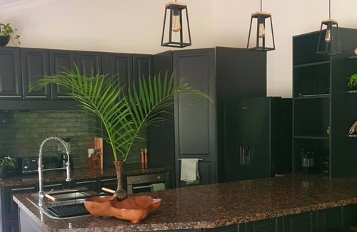 Tallai House | Luxury Tropical Sanctuary in Amazing Location