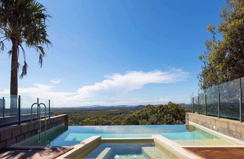 Boat Harbour Villa | Luxury villa with amazing Ocean Views, Pool & Spa