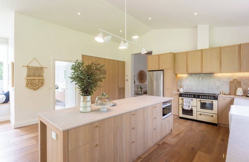 Balnarring House | Luxury Villas Balnarring Botanical Cottage (Heated Pool)