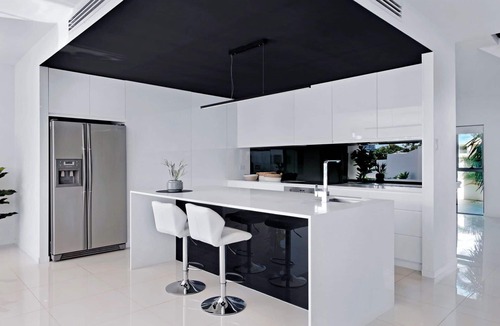Broadbeach Waters House | Luxury Villas Majestic Palms (Heated Pool)