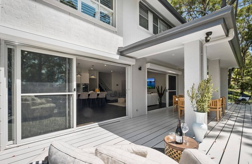 Macmasters Beach House | Luxury Winter Escape - 4 Bedroom house at Macs Beach