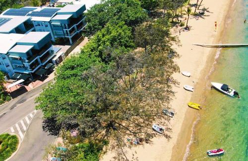 Horseshoe Bay Apartment | Maggies Beachfront Apartment 10