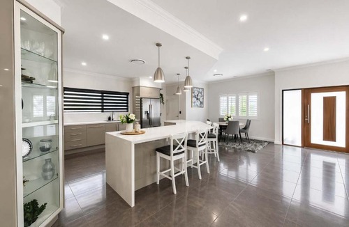 Annandale House | Magic on MacArthur - Modern 4BR Home in Annandale