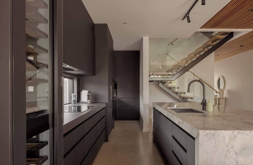 Broadbeach Waters House | Maison by Khove