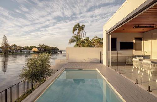 Broadbeach Waters House | Maison by Khove