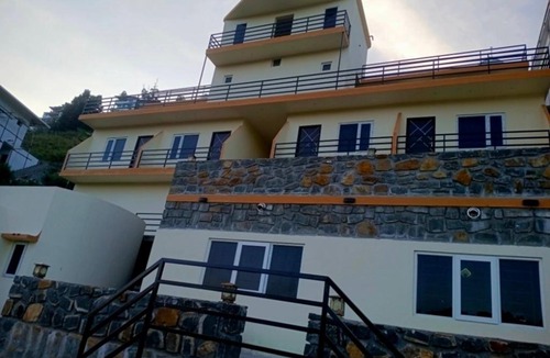 Kodaikanal House | Malabar Cottage - Panoramic Mountain View