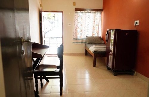 Gokulam Apartment | Manasthala- Srinivas House Room1