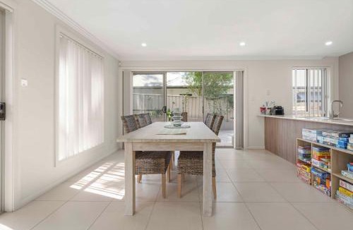 Kiama House | Manning the Waves