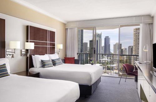 Surfers Paradise Hotel | Mantra on View