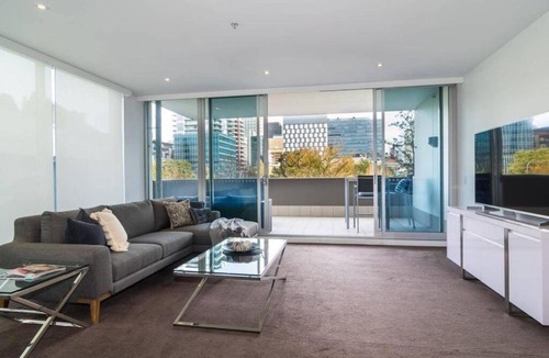 Adelaide Central Business District Apartment | Marble CBD Luxury 2 Bedroom Apt Pool & Parking