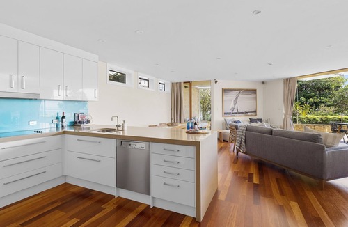 Nelson Bay Apartment | Mariners One - 1/39 Victoria Parade