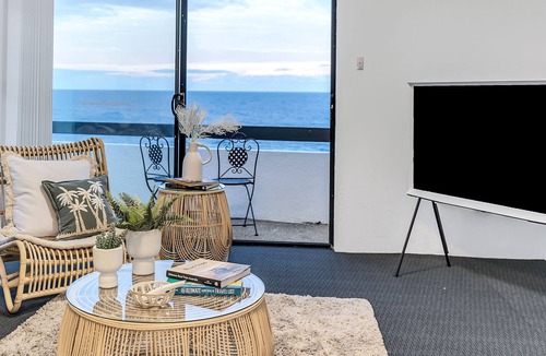 Maroubra Apartment | Maroubra Breeze - Stylish Abode 360° Ocean & Beach Views