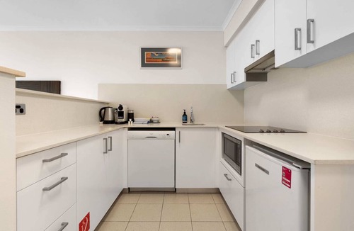 Manly Apartment | Marvelous Manly with Gym and Sauna