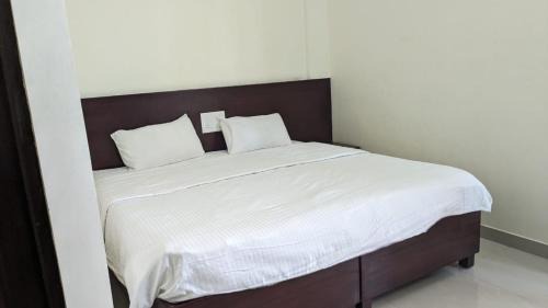 Kakkanad Hotel | Masterkey stay