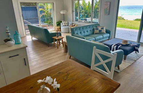 Callala Beach House | Matilda's Beachfront *winter w/end 3pm checkout*