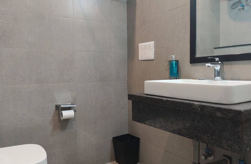 Gurugram House | Mavens Orange Artemis Hospital Road