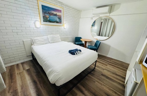 Mayfield West Hotel | Mayfield Motel