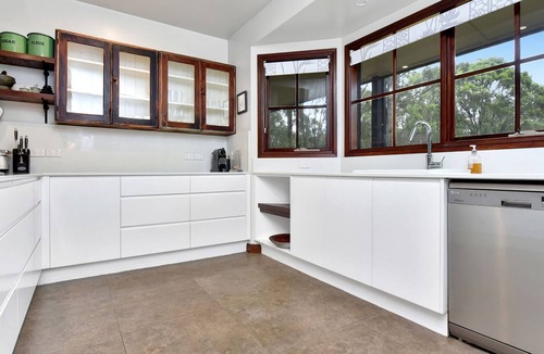 North Rothbury House | Meadowbrook Manor in North Rothbury