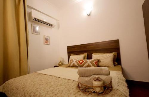 Vrindavan Villa | Meera Kunj 2 Luxury 3 BHK Retreat