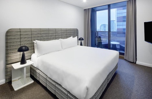 North Sydney Hotel | Meriton Suites North Sydney