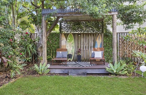 Mermaid Beach House | Mermaid/Nobby Beach House - by the beach
