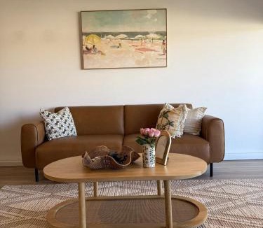 Mermaid Beach Apartment | Mermaid Sands