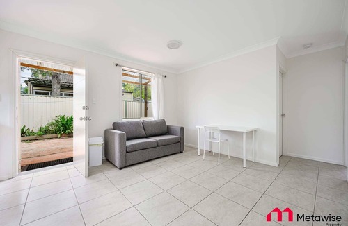 Parramatta Condo | MetaWise Parramatta Cozy Room Share Bathroom WiFi