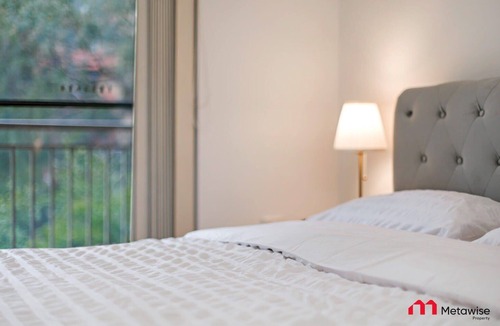 Parramatta Apartment | MetaWise / Parramatta Chic and Comfortable Two Bed
