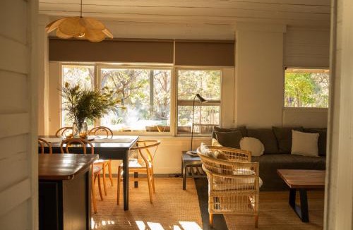 Murrah Apartment | Mimosa Wines