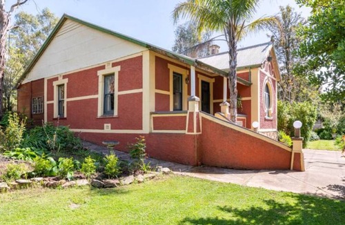 Saddleworth Cottage | Minerva House