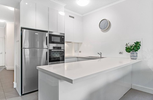 Mooloolaba Apartment | Mirra Chana