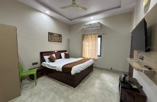 Jaipur Villa | Misti Pool And Resort