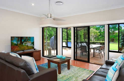 Robertson House | Misty Creek of Robertson