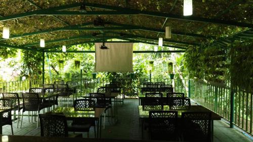 Sulthan Bathery Resort | Misty Slope