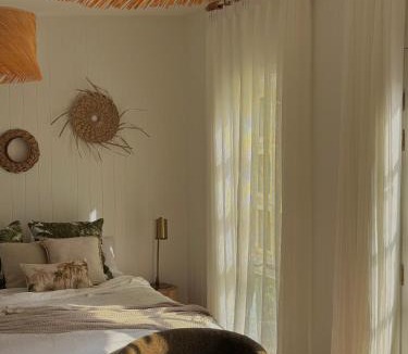 Hideaway Bay Apartment | Moana bungalow