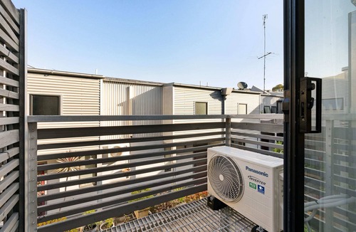 Camperdown Apartment | Modern 1 Bedroom Apartment