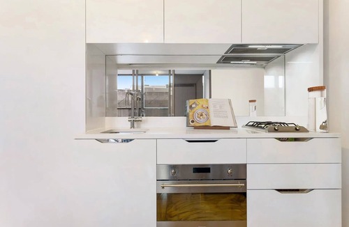 Ultimo Apartment | Modern 1BR Apartment in Chippendale