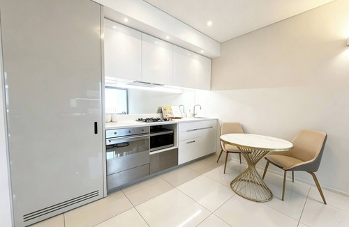 Ultimo Apartment | Modern 1BR Apartment in Chippendale