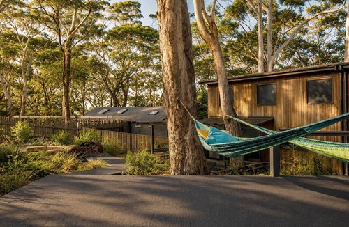 Macmasters Beach House | Modern architect designed home walking distance to Macmasters Beach